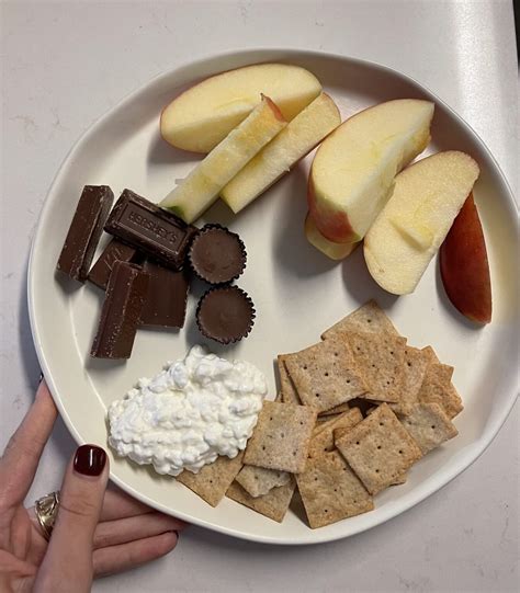 4 Ingredient Maple Vanilla Cold Foam Recipe - ItsRyannNicole