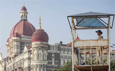 सुरक्षा सख्त, एजेंसियां सतर्क, AI कैमरों से स्कैनिंग, हर वाहन पर नजर ...