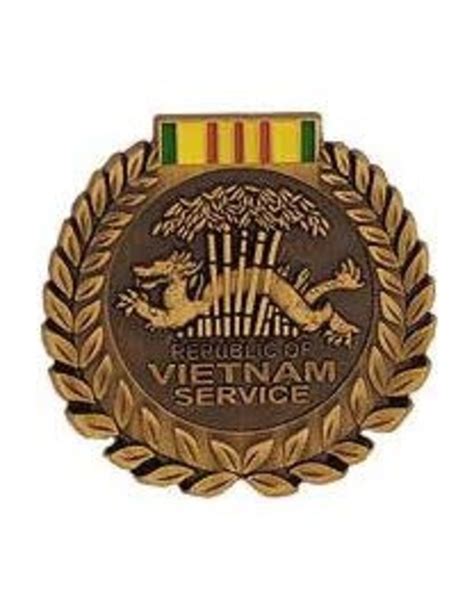 Pin - Vietnam Service Medal II - Military Outlet