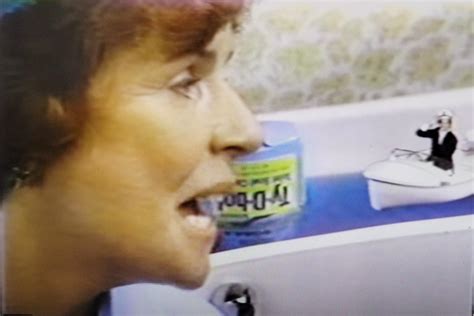 Who remembers the TY-D-Bol man ? : r/70s