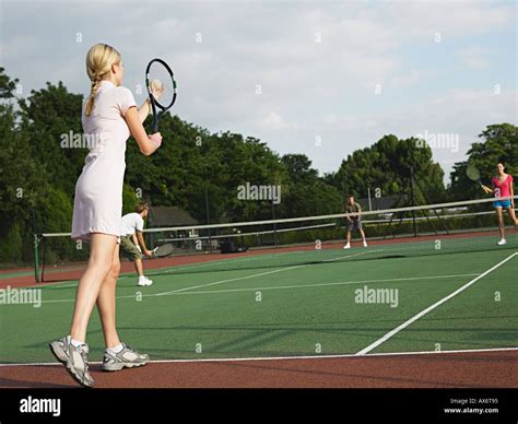 Playing Tennis 的图像结果