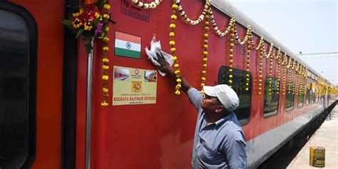 Railways adopt HOG system in trains | Indian Railways | energy