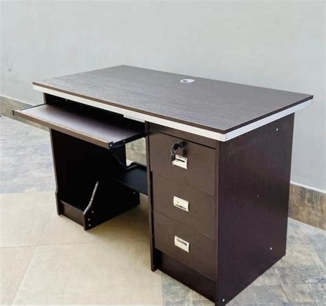 Computer Table Design for Office 的图像结果