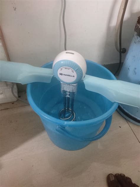 Buy Havells Plastic Zella 1000 watts Immersion Heater|Automatic Cut-Off ...