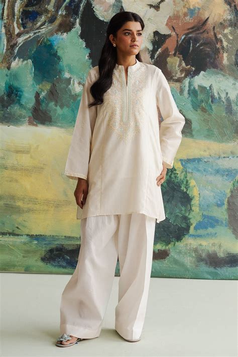 ZKT-1343 | Zarashahjahan RTW (1pc) (RTS) – Chaand Tara
