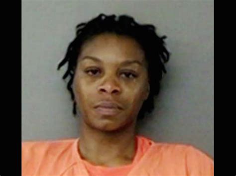 Sandra Bland: Twitter erupts over theory that hanged woman was already ...