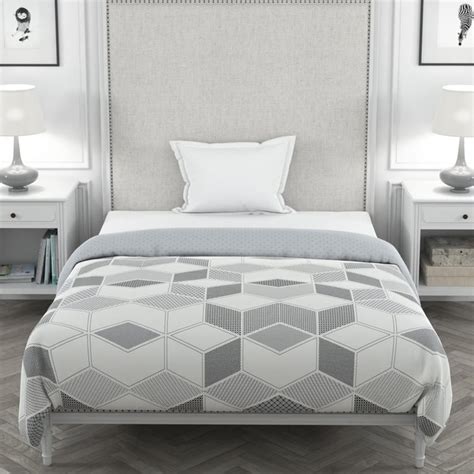 Buy PORTICO Vienna Geometric Print Single Comforter - 1.5 x 2.24 m from ...