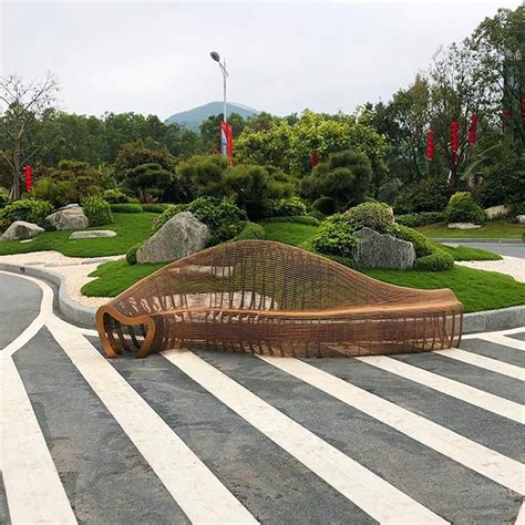 柳州商场不锈钢休息座椅 镂空艺术铁艺椅子 酒店异形创意座椅