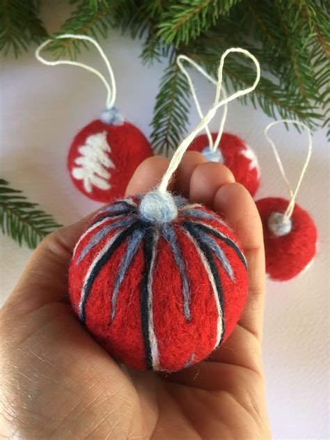 Needle Felted Christmas Ornaments Patterns Free Make Your Own Needle ...