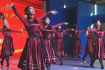 藏族舞《爱你每一天》歌曲悠扬舞蹈优美完整版，爱你今生许下的愿 - YouTube