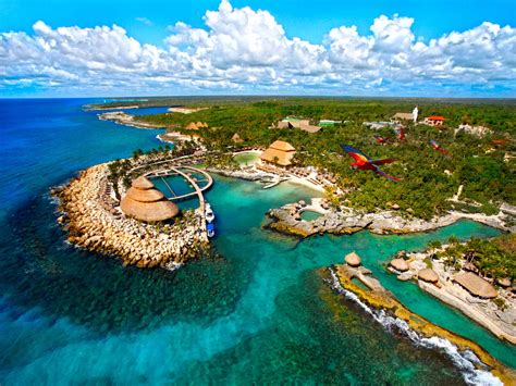 What's The Deal With Xcaret? | Cancun Tourbase