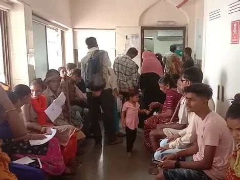 Viral conjunctivitis (eyes) disease worsened in Chhota Udepur, overflow ...