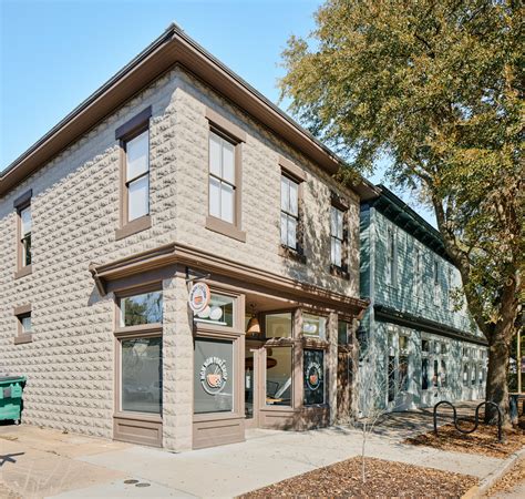 Nom Nom Poke — Ward Architecture