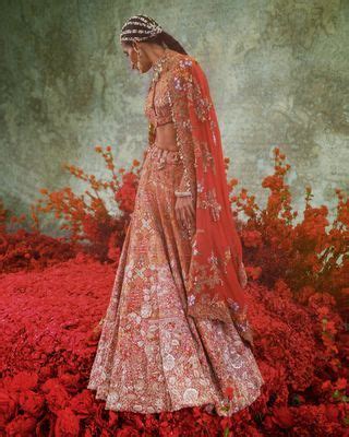Anamika Khanna at India Couture Week 2021 | Vogue India