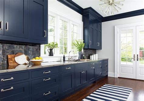 7 Stunning Dark Blue Cabinets Kitchen Ideas – HOMYSTYLE