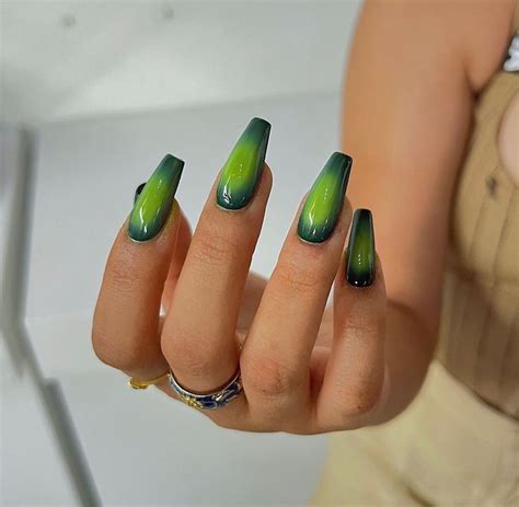aura nails near me