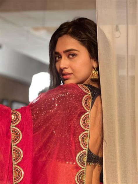 Tejasswi Prakash Birthday: Dishes you can find on birthday girl ...