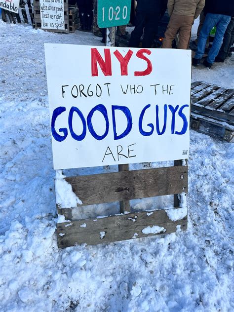 Society Signs 的图像结果