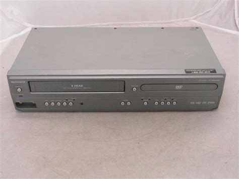 Magnavox 4 Head VHS DVD Player Combo MWD2206 Tested No Remote