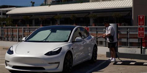 Image result for Tesla Robots Moving