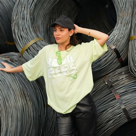 Oversized T-Shirts and Streetwear Essentials at Bloopers