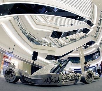 Sculptor creates Formula One cars with meaning - Rediff Sports