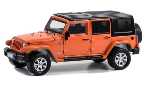 Diecast model cars Jeep Wrangler 1/64 Greenlight Unlimited orange/black Cold Pursuit 2010 ...