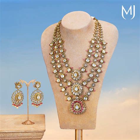 Manubhai Jewellers | Gold & Diamond Jewellers in Borivali, Mumbai