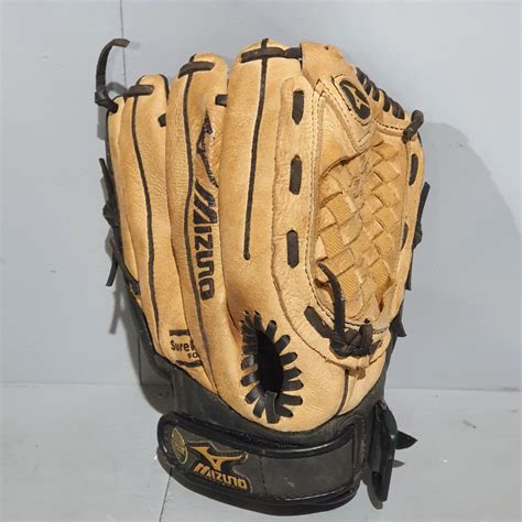 Vintage Mizuno Baseball Glove | Tramps UK