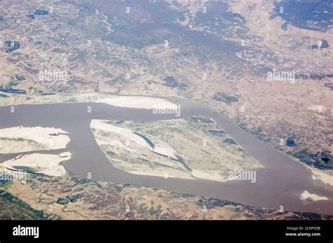 Iravati River On Clear World Map 的图像结果