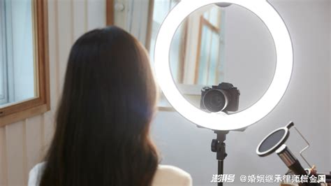 妻子打赏主播17.2万最新素材