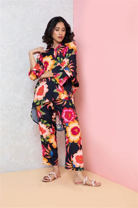 Black Forest Straight Pants – Rhe-Ana