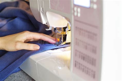 Hand Tailoring Machine 的图像结果