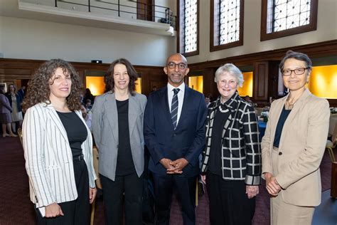 Learning at the Desk of Legal Giants: Columbia Law Launches Weil ...