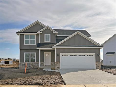 702 Cole Ln, Mahomet, IL 61853 | Homes.com