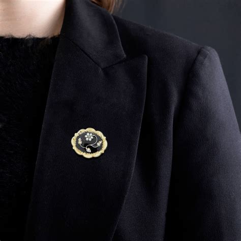 Early Victorian Mourning Brooch Circa 1840s | Gerard McCabe Antiques ...