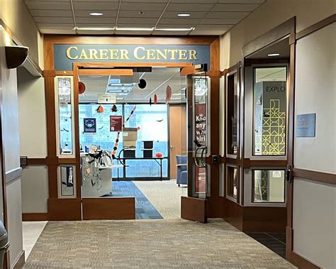 Highlighting DePaul’s Career Center | DeBlogs
