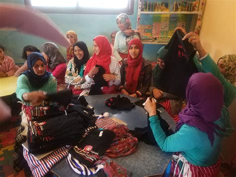 Microxarxa a la Cooperativa textil de dones a Marroc - Azimut 360 ...