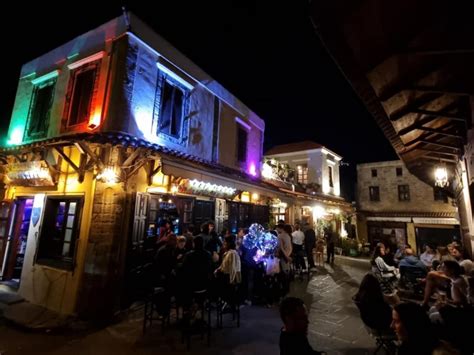 OLD SCHOOL LIVE STAGE BAR (2026) All You Need to Know BEFORE You Go ...