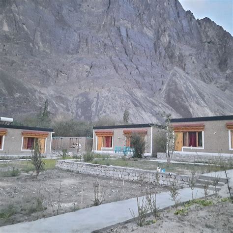 HUNDER TAMARIX RESORT (Sumur) - Specialty Resort Reviews, Photos, Rate ...