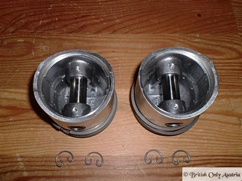 Triumph 3TA/T90/T21 Pistons +060 /Pair | BRITISH Only Austria ...