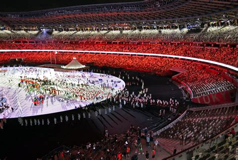 东京奥运圣火点燃了 期待中国奥运军团再创辉煌！_新浪新闻