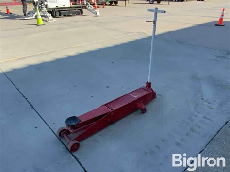Norco Lifting 20 Ton Hydraulic Floor Jack | Agriculture | BigIron