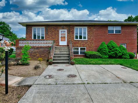 514 Sweet Hollow Road, Melville, NY 11747 | Zillow