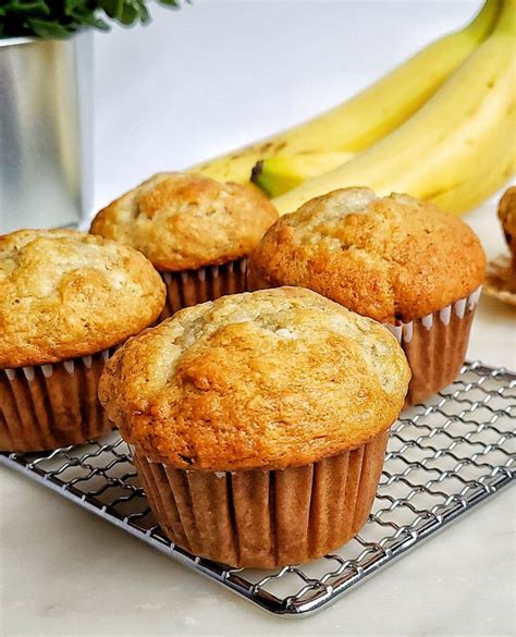 jumbo bakery style banana muffins