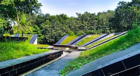 Aat Kobor (Eight Martyrs Memorial Complex) 1