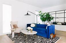 Blue Sofa Living Room Ideas by 25 Stunning Living Rooms With Blue Velvet Sofas Blue Sofa Living Room Ideas