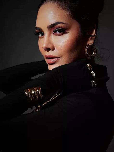 Esha Gupta’s bewitching pictures will make you go wow as she stuns in ...