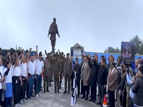 Defence Minister Rajnath Singh inaugurates statue of Sardar Vallabhbhai ...