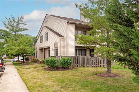 10479 Paradise Court - Manassas